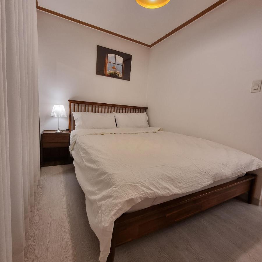 Hongik Hongdae Yeonnam Hoi-House Apartment Seoul Luaran gambar